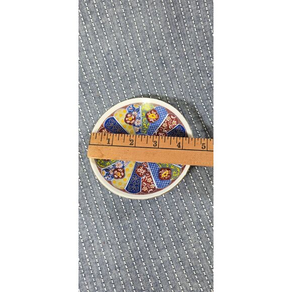 Two Japanese Imari ware plates - Picture 4 of 4